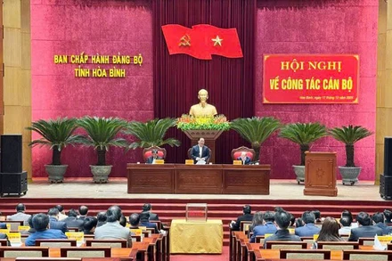 Ban Thường vụ Tỉnh ủy Hòa Bình tổ chức Hội nghị thực hiện quy trình về công tác cán bộ.