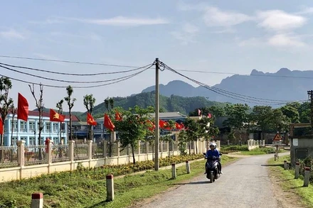 Nhờ có Chương trình mục tiêu Quốc gia về xây dựng Nông thôn mới mà bộ mặt nông thôn Hòa Bình ngày càng phát triển.