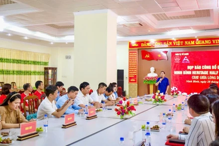 Quang cảnh buổi họp báo.