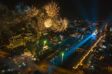 Chương trình “Rực rỡ Hoa Lư” nhằm góp phần quảng bá các giá trị di sản văn hóa, truyền thống tốt đẹp của con người, vùng đất Cố đô Ninh Bình hiền hòa, hiếu khách. (Ảnh: Trường Huy)