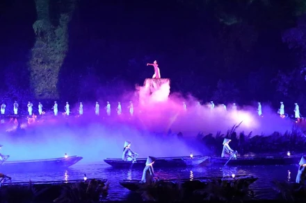 Một tiết mục trong chương trình khai mạc Festival Ninh Bình-Tràng An năm 2023. (Ảnh: Đức Phương)