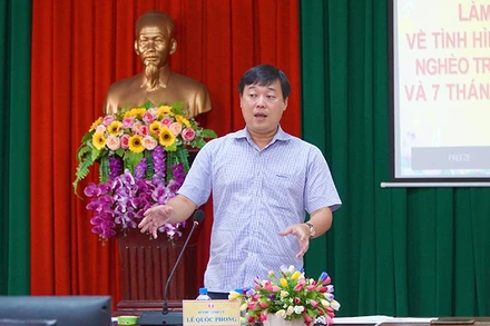 Bí thư Tỉnh ủy Đồng Tháp Lê Quốc Phong phát biểu kết luận buổi làm việc. (Ảnh: HỮU NGHĨA)