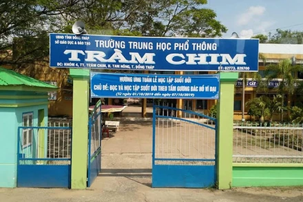 Trường Trung học phổ thông Tràm Chim, huyện Tam Nông, tỉnh Đồng Tháp.