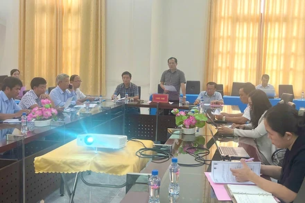 Chủ tịch Hội Nông dân tỉnh Đồng Tháp Lý Văn Giàu phát biểu tại buổi hội thảo tham vấn. (Ảnh: HỮU NGHĨA)