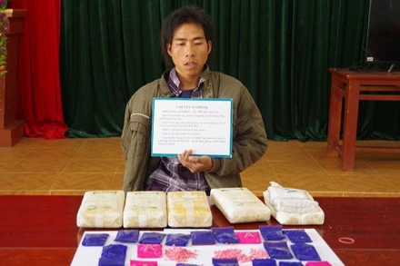 Xôm Bích bị bắt cùng tang vật 32 nghìn viên ma túy tổng hợp.