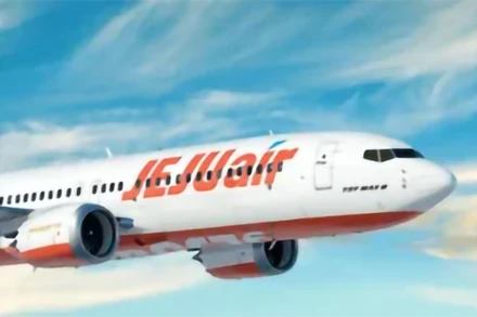 Thêm một máy bay của Jeju Air phải hạ cánh khẩn cấp