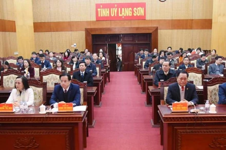 Lãnh đạo chủ chốt của tỉnh Lạng Sơn dự hội nghị công bố các quyết định về sắp xếp tổ chức bộ máy và công tác cán bộ.