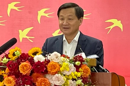 Phó Thủ tướng Lê Minh Khái phát biểu tại chương trình trao quà Tết tại Hải Dương.