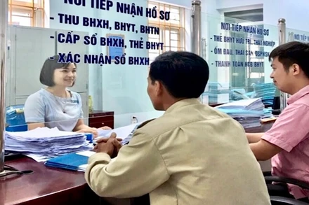 Bảo hiểm xã hội Hải Dương hướng dẫn việc thực hiện đóng bảo hiểm xã hội, bảo hiểm y tế, bảo hiểm thất nghiệp cho doanh nghiệp và người lao động.