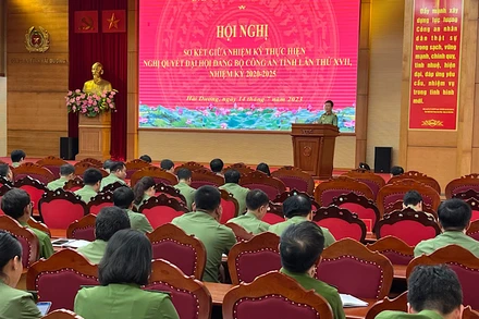 Hội nghị sơ kết giữa nhiệm kỳ Công an tỉnh Hải Dương.