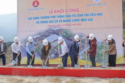 Lễ khởi công xây dựng Trường Phổ thông dân tộc bán trú Tiểu học và Trung học cơ sở Marie Curie Mèo Vạc.