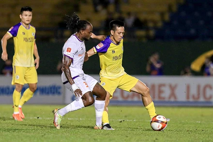 Văn Quyết và các đồng đội có khởi đầu không tốt tại V.League 1 2023/24.