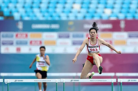 Nguyễn Thị Huyền giải nghệ chuyển sang công tác huấn luyện. Ảnh: Đức Đồng