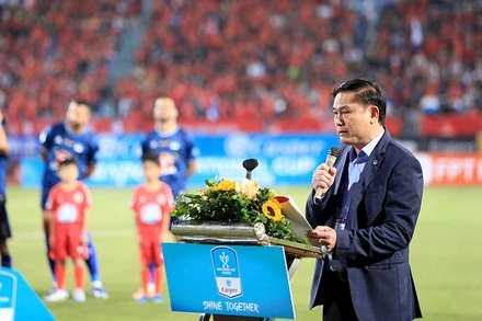 Ông Trần Anh Tú phát biểu tại Lễ khai mạc Cúp Quốc gia Casper 2023/24. (Ảnh: VPF)