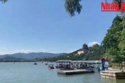 Khám phá Di Hòa viên - cung điện mùa hè ở Bắc Kinh, Trung Quốc