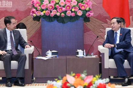 Chủ tịch Quốc hội Trần Thanh Mẫn tiếp Đại sứ Trung Quốc Hà Vĩ.