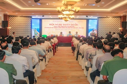 Quang cảnh hội nghị. (Ảnh: PHONG NGUYÊN) 