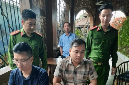 Đối tượng Phạm Gia Thành và tang vật liên quan.