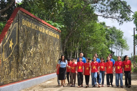 Ngày 9/12/2013, Thủ tướng chính phủ quyết định xếp hạng di tích Quốc gia đặc biệt cho Di tích lịch sử đường Trường Sơn - đường Hồ Chí Minh.