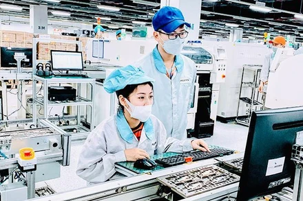 Người lao động trong doanh nghiệp ở Hải Phòng (Ảnh minh họa: nhandan.vn).