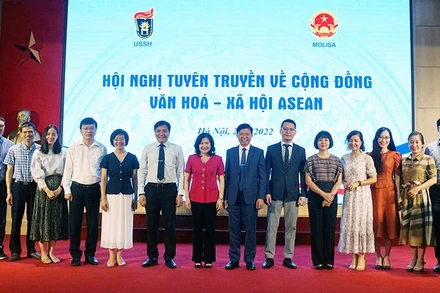 Các đại biểu dự hội nghị (Ảnh: Molisa).