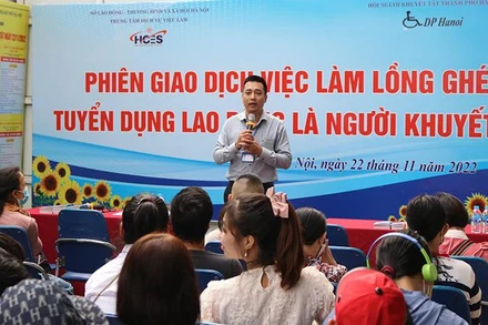 Phiên giao dịch việc làm lồng ghép tuyển dụng lao động là người khuyết tật của Trung tâm Dịch vụ việc làm Hà Nội tháng 11/2022. (Ảnh: HCES)