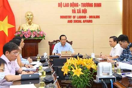 Bộ Lao động-Thương binh và Xã hội họp giao ban trực tuyến đôn đốc thực hiện chính sách hỗ trợ tiền thuê nhà. (Ảnh: Molisa)