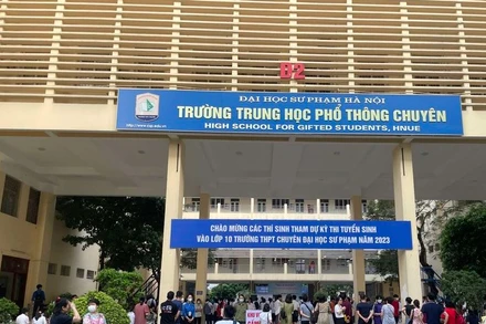 Gợi ý giải đề Toán chuyên thi lớp 10 Trường trung học phổ thông chuyên Sư phạm 