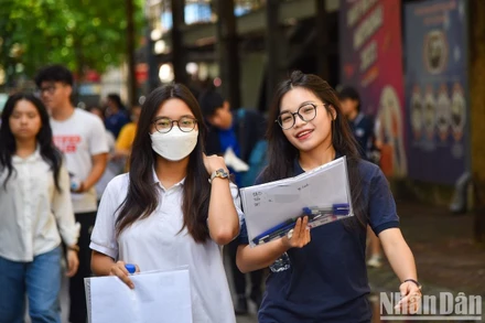 Thí sinh tham dự kỳ thi tốt nghiệp THPT năm 2023 (Ảnh: THÀNH ĐẠT)