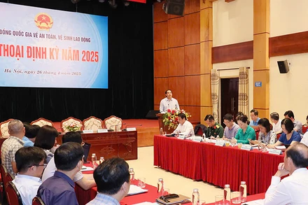 Quang cảnh đối thoại. (Ảnh Moha)