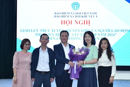 Các đại biểu tại buổi giao lưu. (Ảnh: Ban tổ chức)