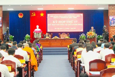 Quang cảnh cuộc họp.
