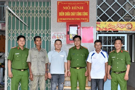 Tỉnh Bạc Liêu vừa thành lập mô hình phòng, chống cháy nổ tại phường 1, thành phố Bạc Liêu.