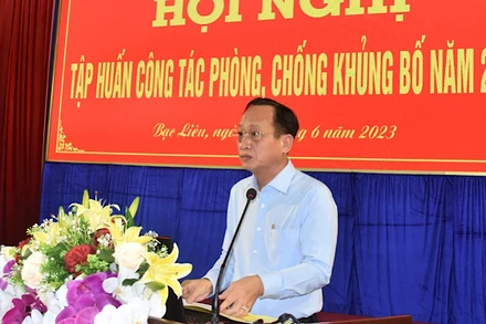 Chủ tịch UBND tỉnh Bạc Liêu Phạm Văn Thiều phát biểu chỉ đạo hội nghị.