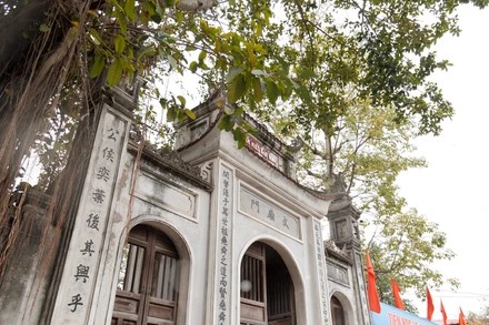 Lắp đặt bảng check-in NFC tại Văn Miếu Bắc Ninh