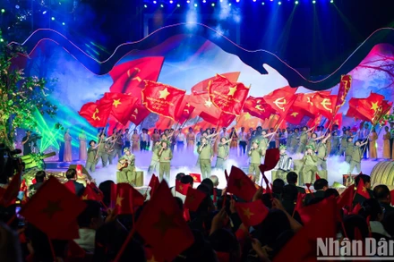 Sức mạnh Việt Nam thời đại Hồ Chí Minh