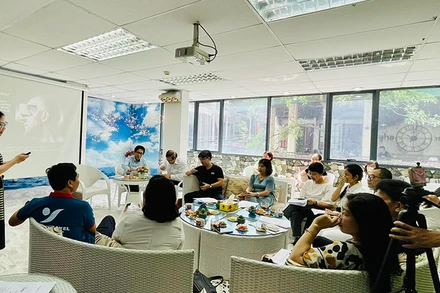 Toàn cảnh tọa đàm về du lịch chữa lành do STDe tổ chức.