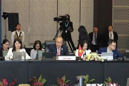 Đại diện Việt Nam tham dự Hội nghị tham vấn AEM - Liên minh châu Âu (EU) lần thứ 19. (Ảnh: Hữu Chiến/TTXVN)
