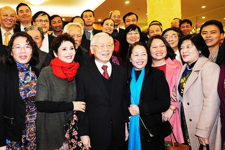 Tổng Bí thư Nguyễn Phú Trọng gặp mặt đại biểu trí thức, văn nghệ sĩ nhân dịp Xuân Mậu Tuất (Hà Nội, 7/2/2018). Ảnh: ĐĂNG KHOA