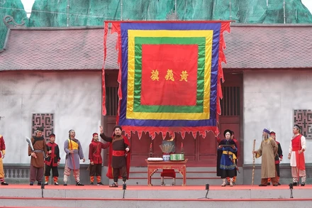 Chương trình nghệ thuật tái hiện cuộc khởi nghĩa Yên Thế tại lễ hội.