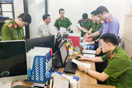 Công an Bắc Giang thực hiện bắt giữ Hắc Hoàng Ngọc.