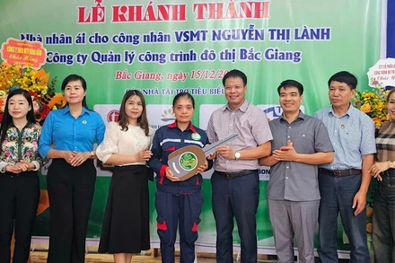 Nhiều tổ chức, cá nhân chung tay ủng hộ xóa nhà tạm trên địa bàn tỉnh Bắc Giang năm 2023.