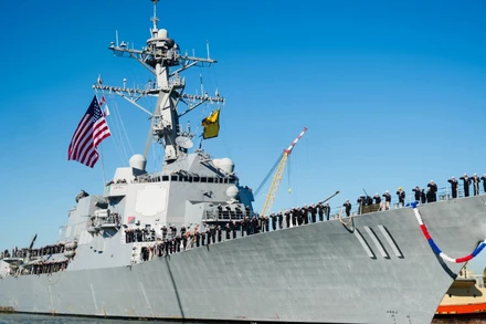 [Video] Mỹ điều chiến hạm tới biên giới Mexico