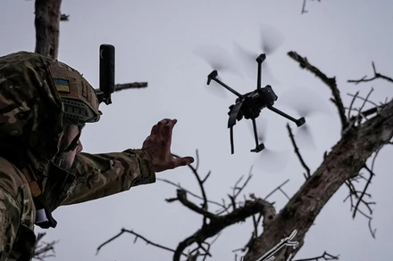 [Video] UAV mới của Ukraine đe dọa nhà máy lọc dầu lớn nhất Nga