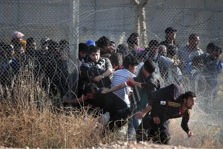 [Video] Lực lượng “bí ẩn” định hình chính sách nhập cư của Mỹ