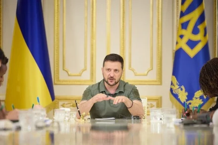 [Video] Ukraine đối mặt nguy cơ vỡ nợ lịch sử