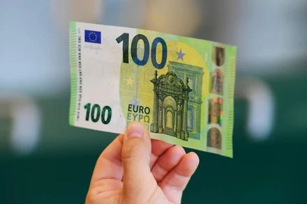 [Video] Nơi trú ẩn an toàn của giới đầu tư giữa “bão thuế quan”