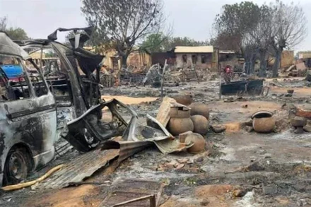 [Video] Quân đội Sudan bị cáo buộc không kích mục tiêu dân sự, gây thương vong lớn