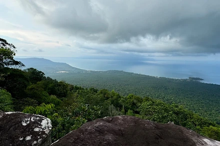 Đỉnh núi Chúa ở đảo Phú Quốc. 