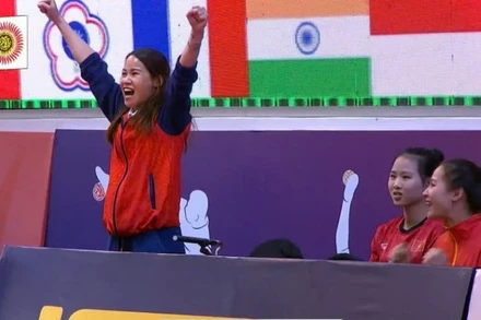 Các cô gái vàng của cầu mây Việt Nam lên ngôi vô địch sau 4 kỳ World Cup chỉ giành được ngôi Á quân. (Ảnh: Liên đoàn Cầu mây Việt Nam)